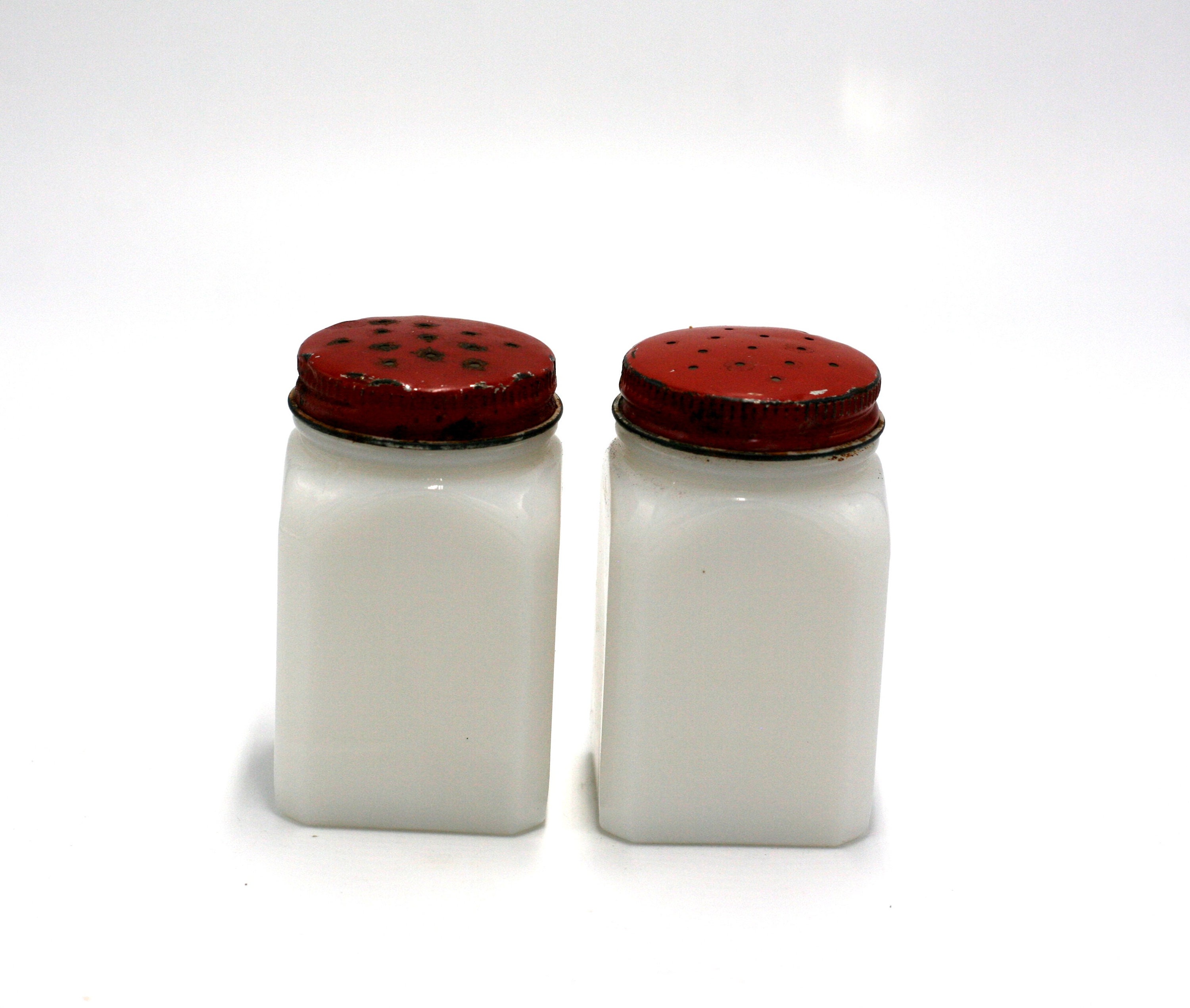 Salt & Pepper Shakers for sale in Dow, California