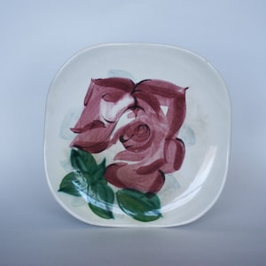 vintage red wing lexington rose salad plate or bread and butter plate image 1