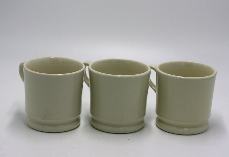 vintage Hall ceramic coffee mugs in ivory/set of three image 2