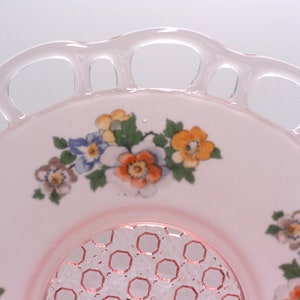 vintage pink satin depression glass plate with lace edge. reverse painted image 6