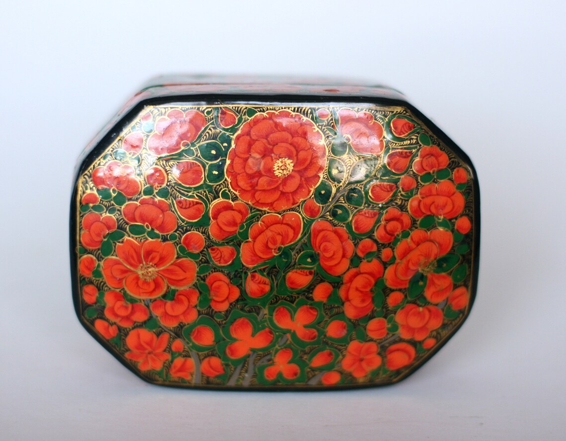 Vintage lacquer paper mache box with lidbohotrinketboxstash Etsy