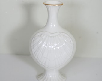 vintage lenox vase