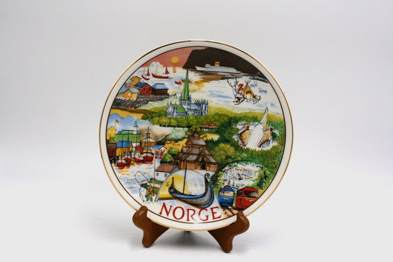 vintage Figgjo Norway Norge Plate image 1