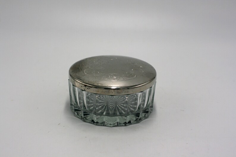 vintage glass powder jar with silver plate lid Bild 1