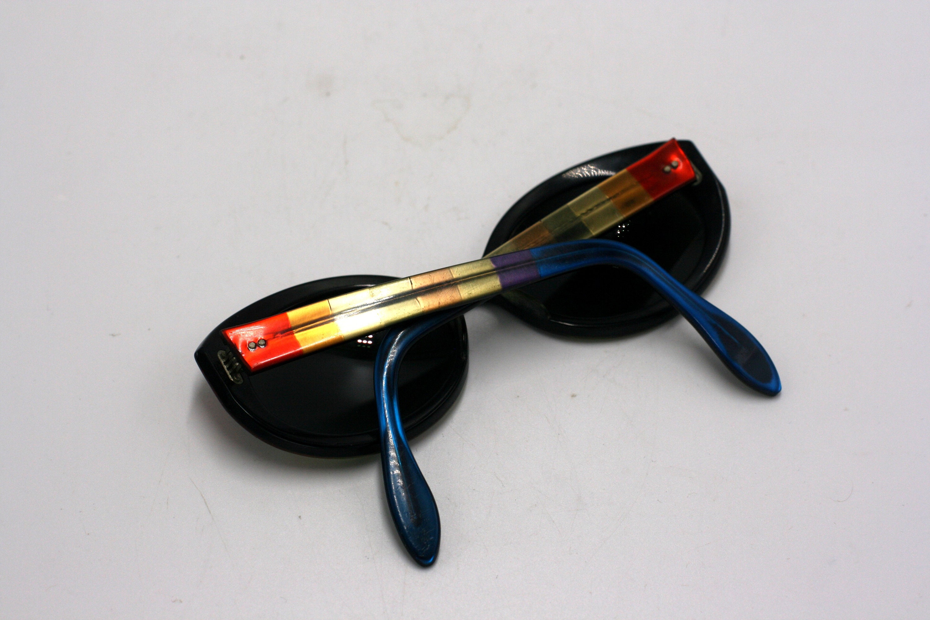 Vintage Ray Ban Bewitching Sunglasses by Bausch and Lomb  display picture 1