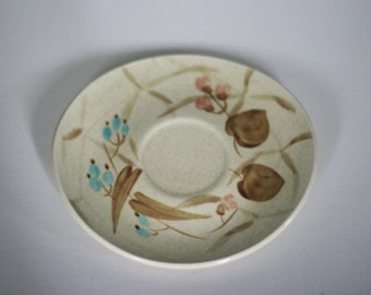 vintage random harvest red wing saucer