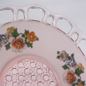 vintage pink satin depression glass plate with lace edge. reverse painted image 5