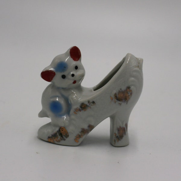 vintage ceramic cat with shoe made in Japan