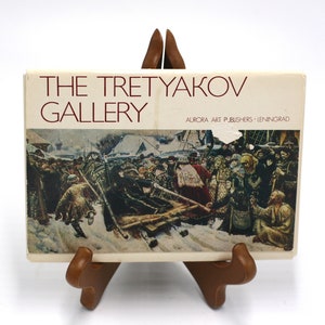 vintage Tretyakov Gallery postcards set of sixteen