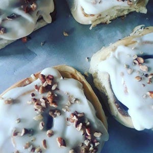 Homemade Cinnamon Rolls – Soft, Gooey & Irresistible!