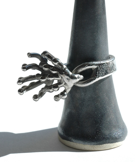 Signed PAL KEPENYES Skeleton Hand Ring - Unique A… - image 4
