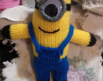Knitted Minion