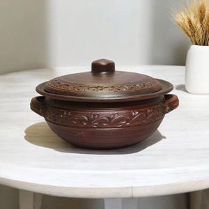 Large clay pot for baking (Roasting pan) with a lid, 3 liters, handmade clay roaster, Large clay pot for baking, ceramic roaster as a gift,