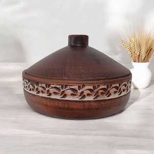 Clay pot with lid (baking pan), handmade clay pot, clay dishes, earthenware, ceramic pot as a gift, gift for mom