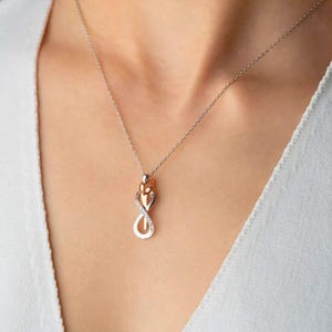 Paar Soulmate Halskette, Halsketten für Valentine Ewige Liebe Geschenk, Passender Freundschaft Schmuck, Liebhaber Umarmung Charm Halskette, Silberkette