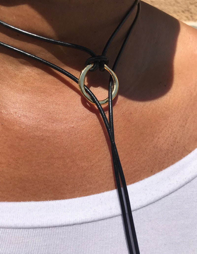 Leather wrap choker best sale necklace