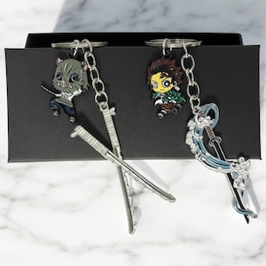 Tanjiro Kamado Inosuke Hashibira keychain with gift box - DEMON SLAYER