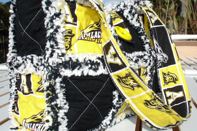 Handmade Rag Quilt Purse~Tote~Spa Bag~Lunch Bag~Small Animal Carrier~Appalachian State Mountaineers