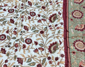 Arumé - Handmade Reversible Indian Quilt: Floral Cotton Throw Blanket