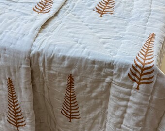 Regalis - Handmade Reversible Cotton Quilt: Tree Print, Brown Stripes