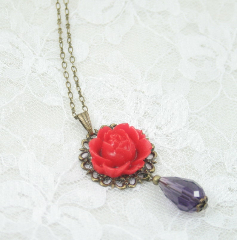 Vintage Rose Necklace image 2