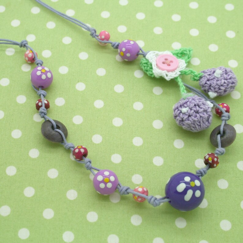 Sweet pea necklace image 2
