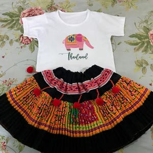 Hmong skirt image 3