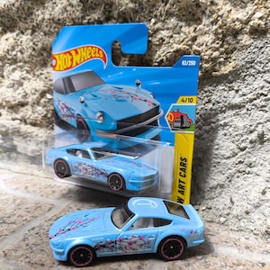 Hot Wheels Datsun 240Z Sakura 2025 | 1/64 Diecast Collectible | Cherry Blossom JDM Beauty