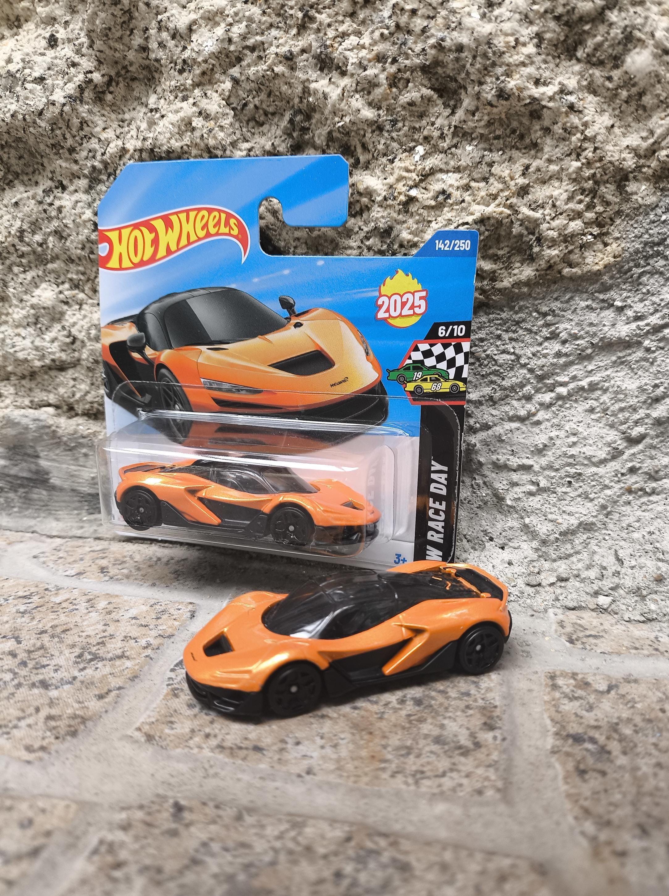 Hot Wheels Mclaren W1 | 1/64 Diecast Collectible | 2025 Hypercar
