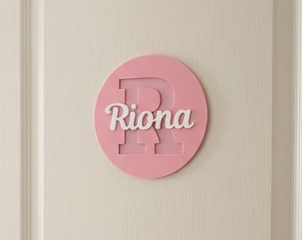 Personalized door sign with name | Nameplate for nursery/baby | Gift for birth, christening, or birthday | Personalized door decoration