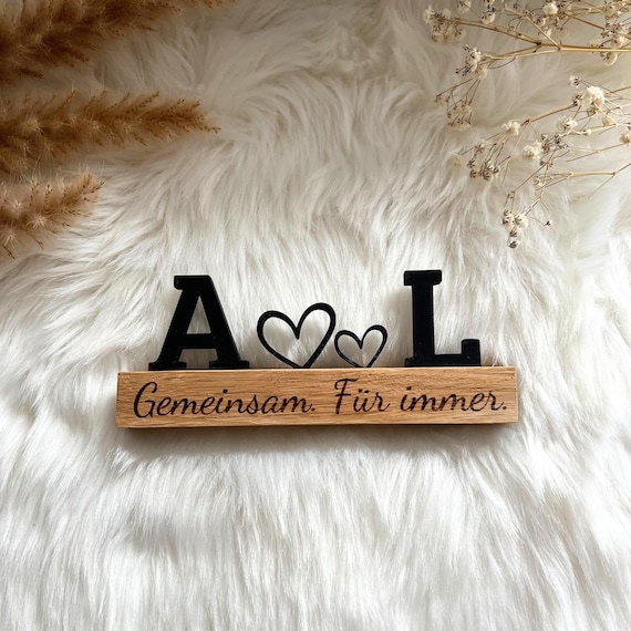 Personalisiertes Geschenk Partner mit Initialen & Herz | Holzständer Eiche | Jahrestag Freundin Freund | Liebe Beziehung Geschenk