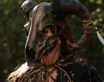 Massive Horns Ram Mask, Cryptid Skull Mask, Horror Krampus Headdress, Woodland Forest Spirit Outfit, Dark Fantasy LARP