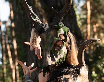 Large Wendigo Mask with Antlers, Deer Skull Mask Headdress, Mythic Forest Schaman Headpiece, Dark Fantasy LARP