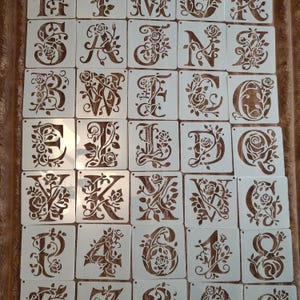 Zestaw szablonów z kwiatowym alfabetem, wielokrotnego użytku, 36 szablonów do malowania, drewna, rękodzieła