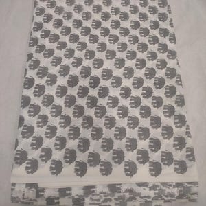 Elefant-Blockdruck-Baumwollstoff, handgemachtes indisches Kleid-Material, 100% weicher Baumwollstoff-Schüttgut, Sommerkleid-Herstellungs-Baumwollstoff