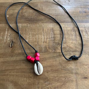 Adjustable cowrie shell necklace