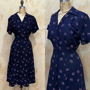 VTG 50s A-Line Navy Blue Floral Print Dress • Shirtwaist