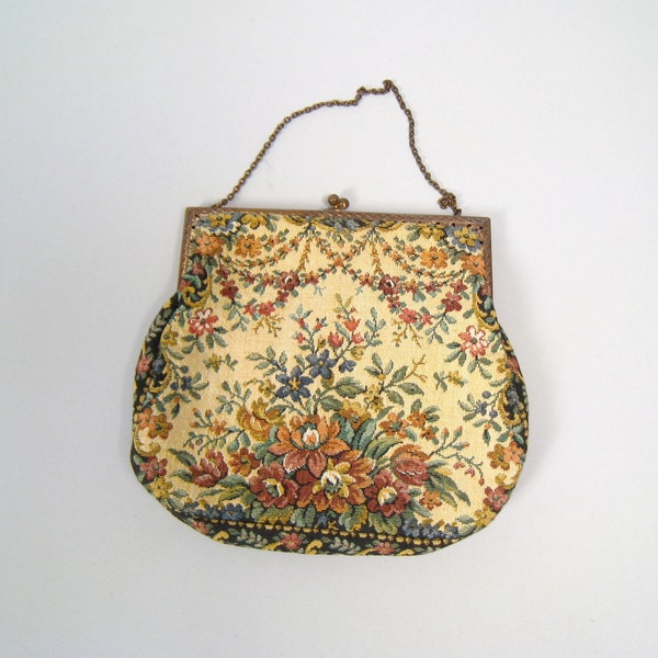 SALE SALE SALE Vintage 1930s small needlepoint purse with chain strap