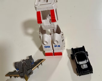3 Transformers, Go Bots