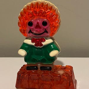 Vintage Raggedy Andy Lucite figurine