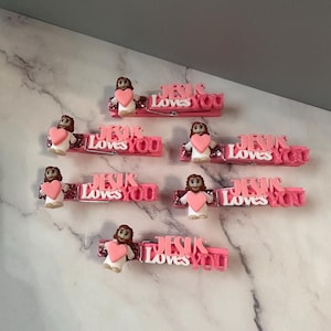 Christian Cheer Pins, Cheer Pins, cheer pins, cheer gift, cheerleader gift, good luck pins, cheerleading clothes pins, spirit cheer pins