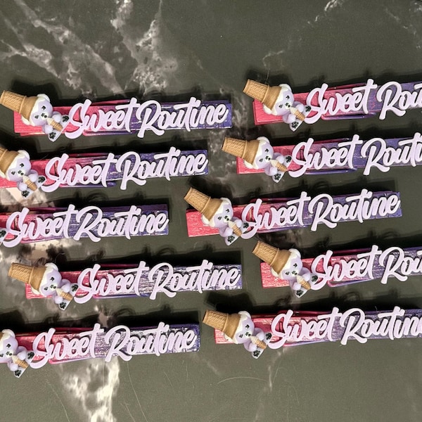 ¡Dulce rutina (juego de 10)! Pines de porristas, pines de porristas, regalo de porristas, regalo de porristas, pines de buena suerte, pines de ropa de porristas, pin de porristas espirituales