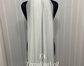 Wedding veil 1 tier from soft pleated tulle with comb for bride