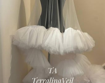 Ruffle Bridal Veil: 2-Tier Soft Fabric with Frill Edge