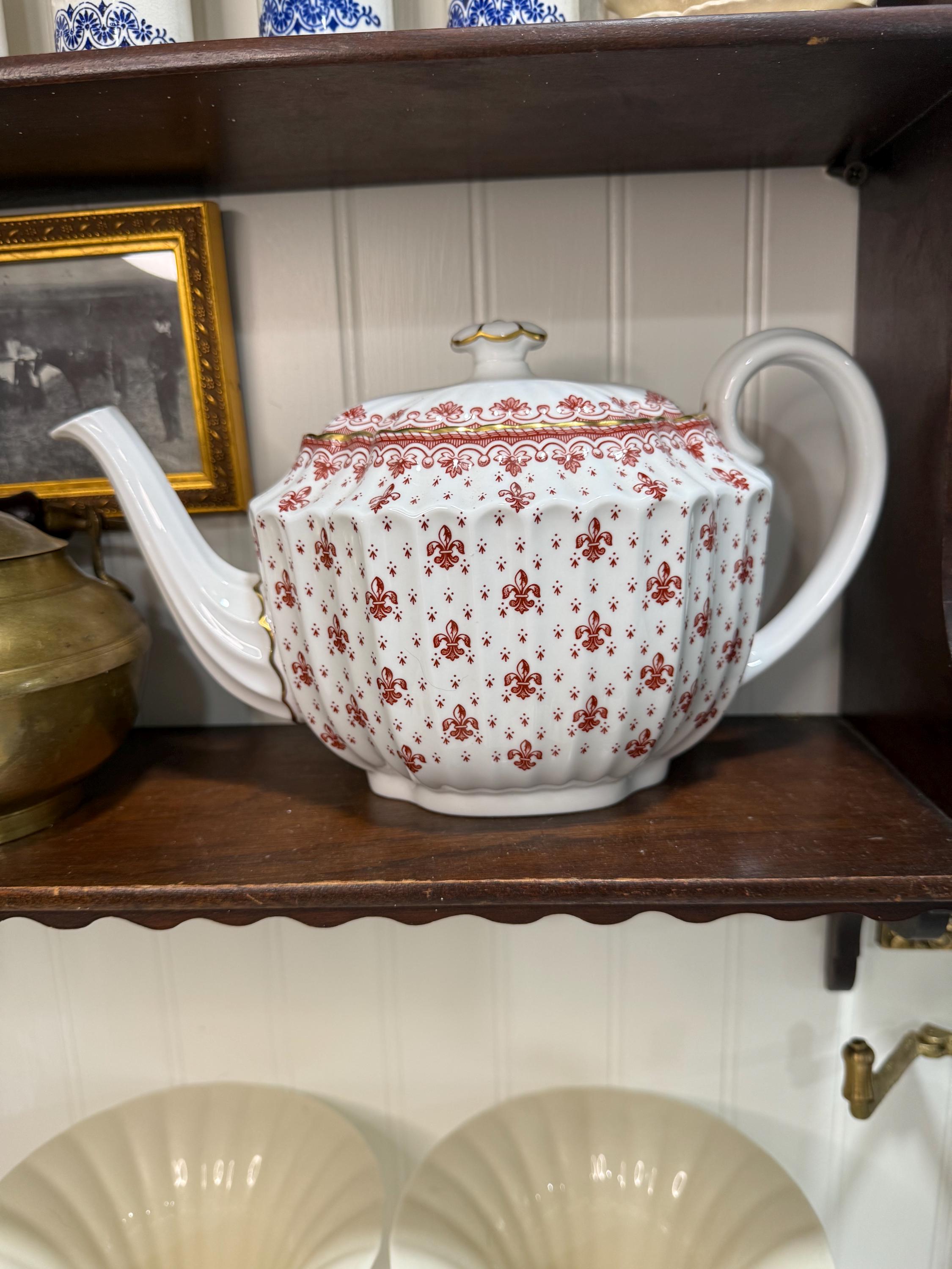 Fleur De Lys Red Spode - Etsy