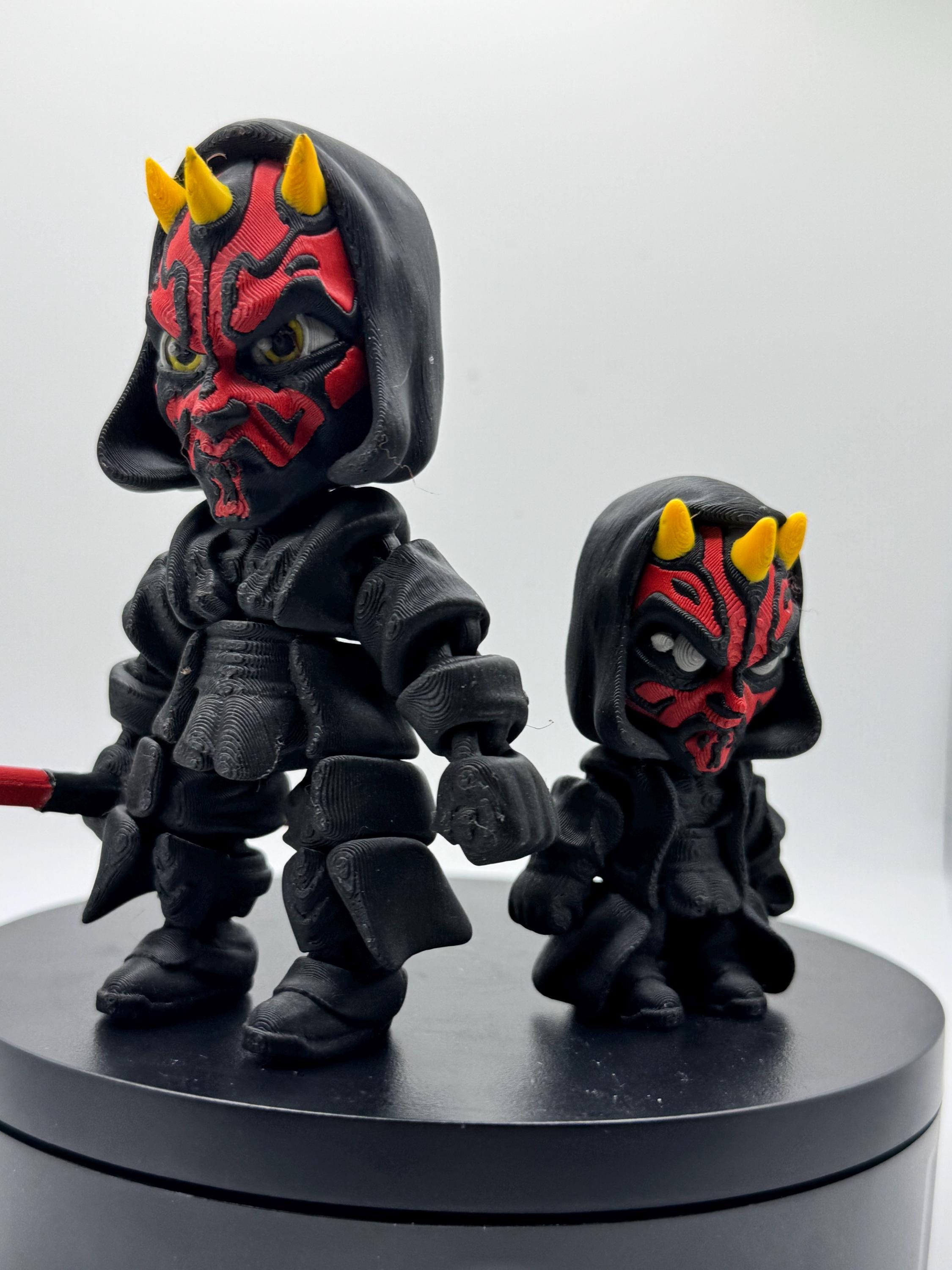 Figure di Darth Maul stampate in 3D / Miniature Sith ispirate a Star Wars / Oggetti da collezione del Lato Oscuro in due dimensioni di Funk Flexis