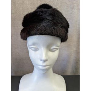 1950s Pom Pom Hat - Etsy display picture 1