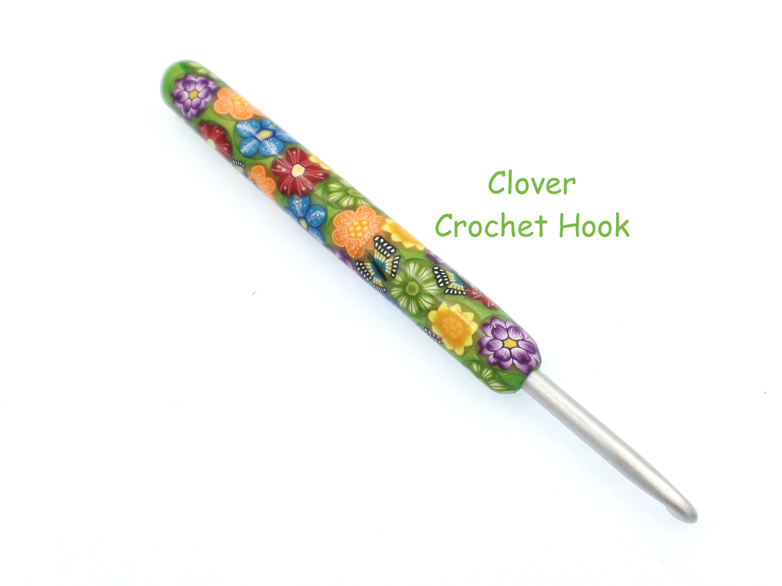 Clover Amour Crochet Hook Set - 9 Hooks Sizes: 2mm-6mm - Gift
