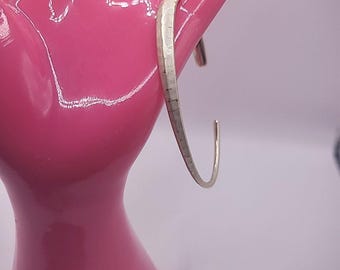 Vintage Kendra Scott Bracelet Silver Tone Hammered Cuff Asymmetrical Jewelry