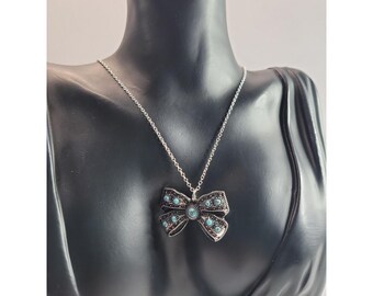Southwestern Blue Silver Tone Bow Pendant Necklace Silver Western Boho Jewelry